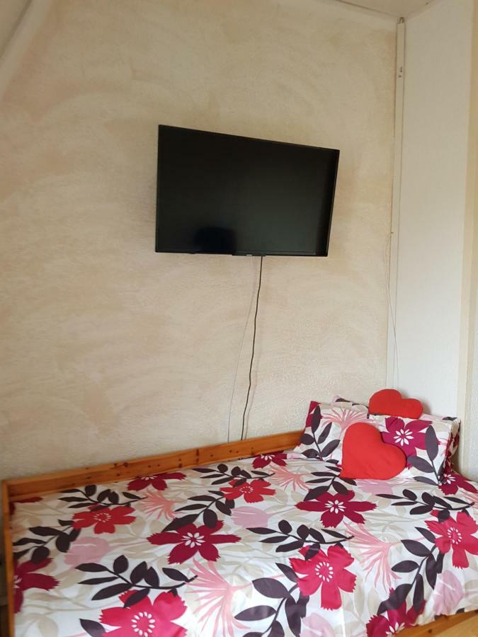 Hesse Apartment